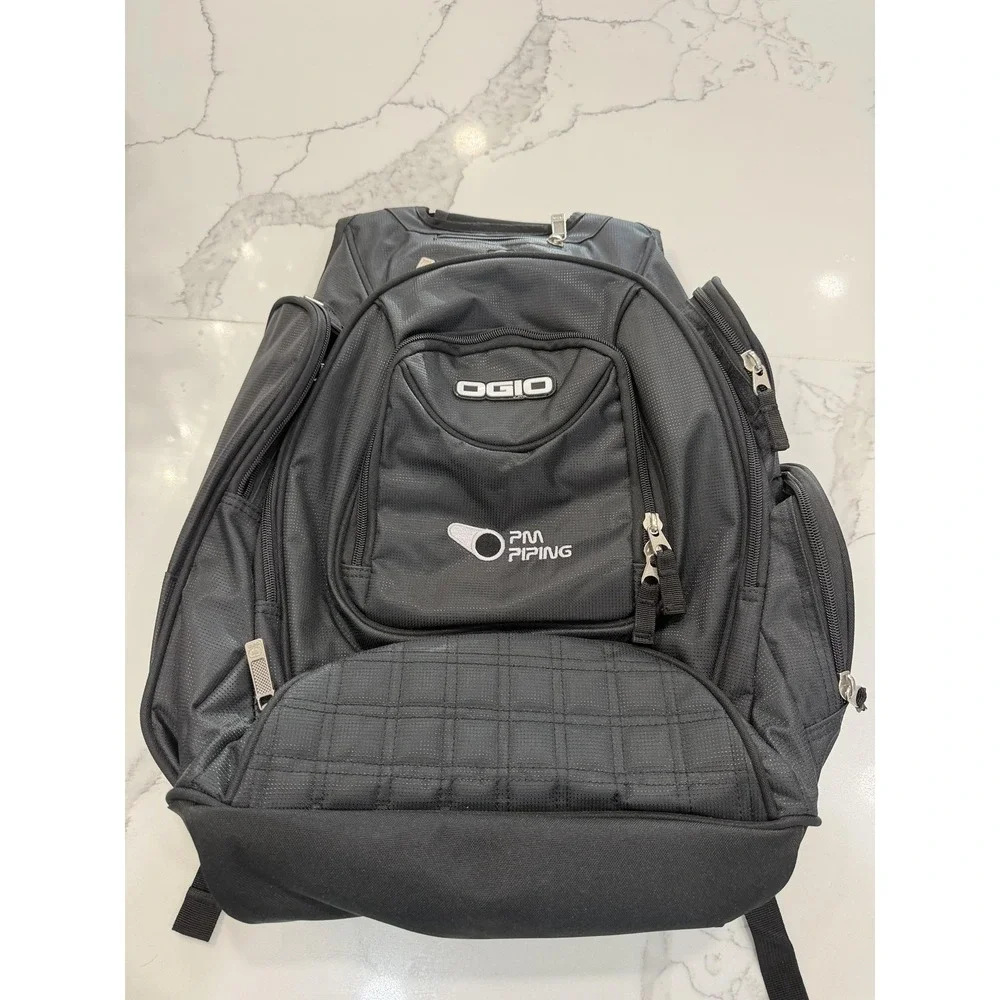 Ogio Black 19